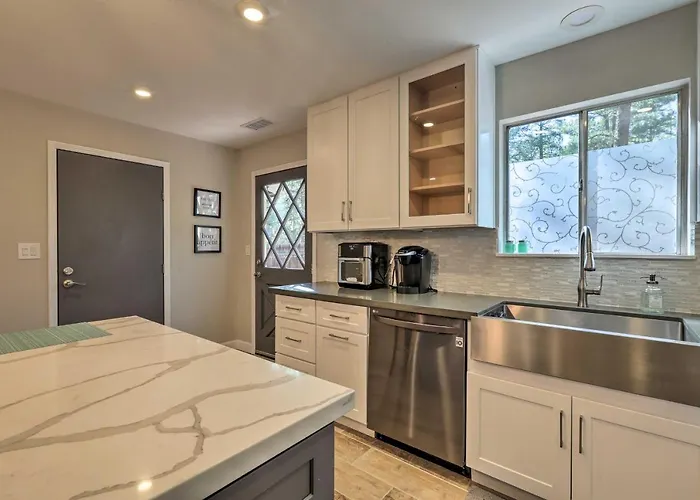 Vacation Rental, 3 Mi To Downtown! Flagstaff